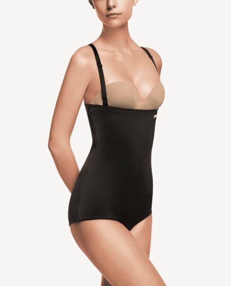 ABDOMINAL SUPPORTER WITH STRAPS AND ZIPPERED CLOSURES